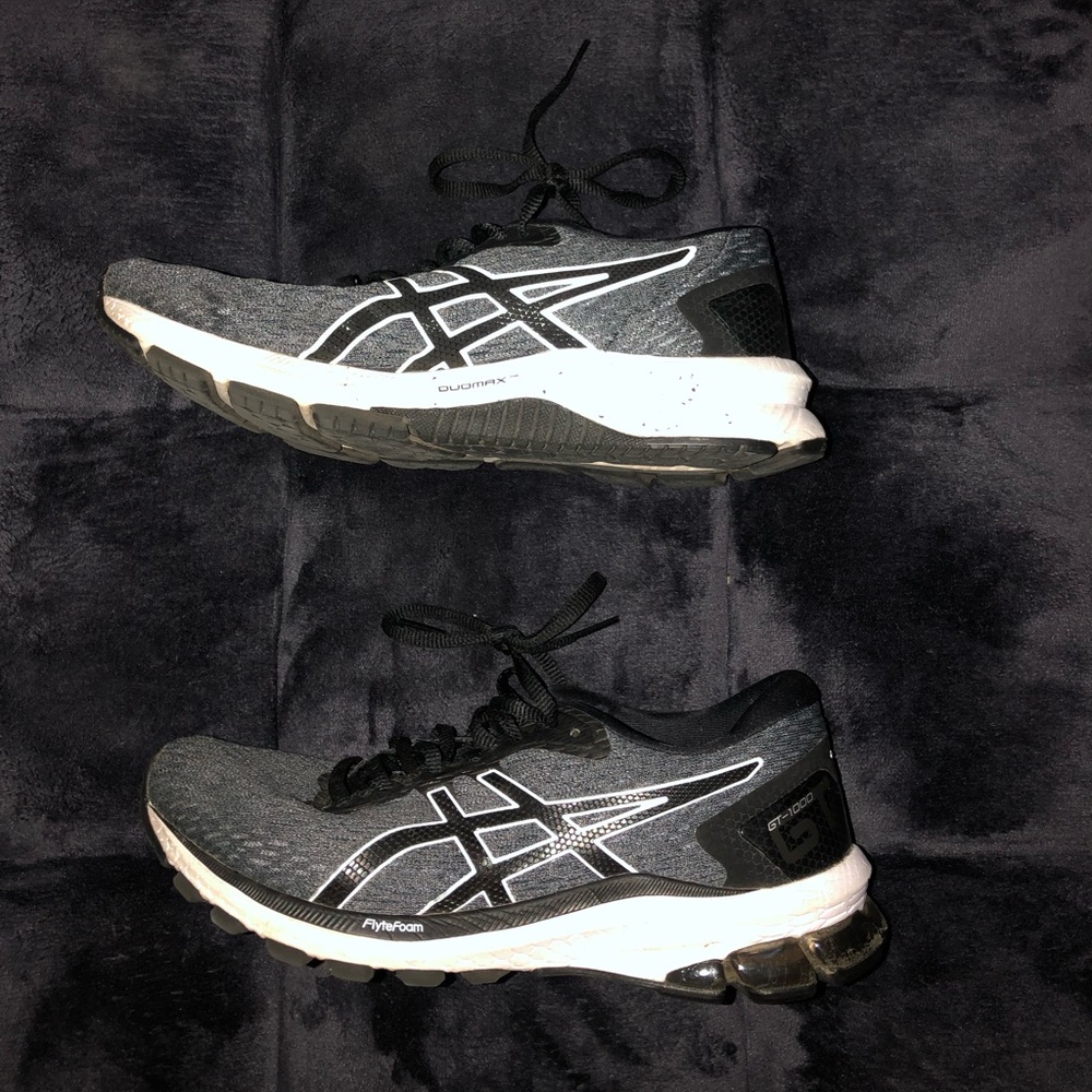 Asics 1000